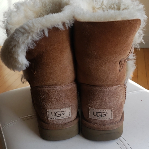 Ugg Bailey Button Boots - Picture 3 of 7